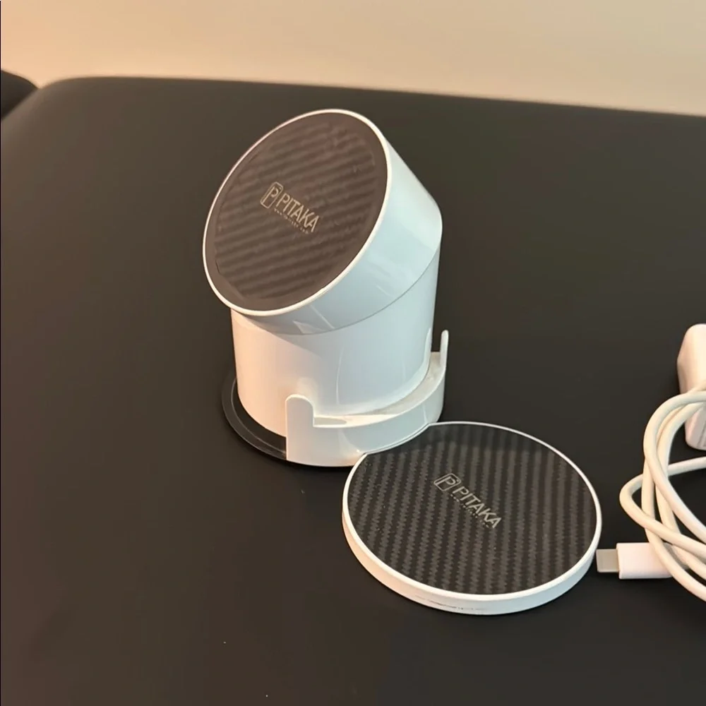 Pitaka Magdock Wireless Charger Set EUC